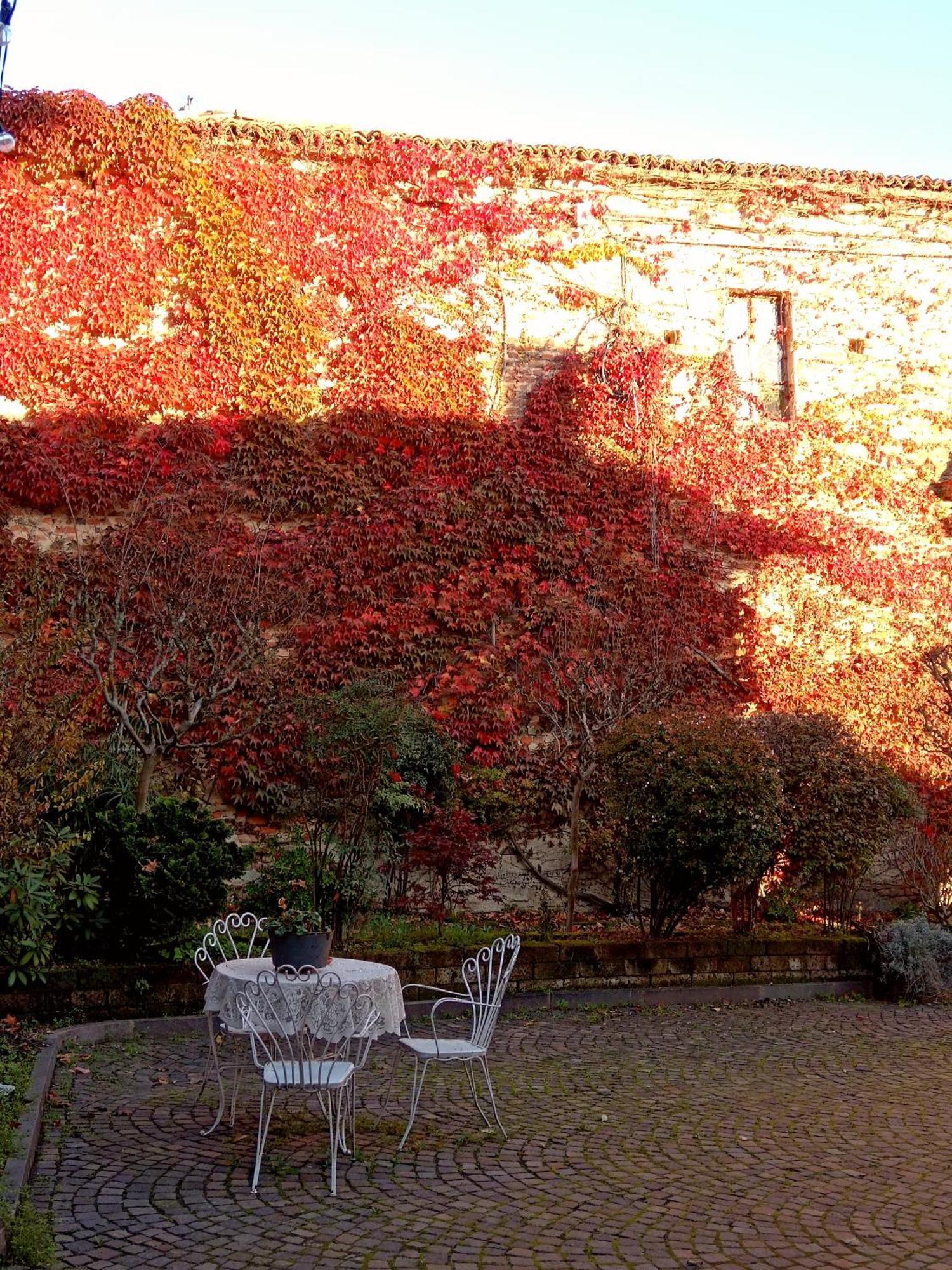 Castellinaldo Teresa Al Belvedere Rooms&Holidayapartments Camere&Appartamenti מראה חיצוני תמונה