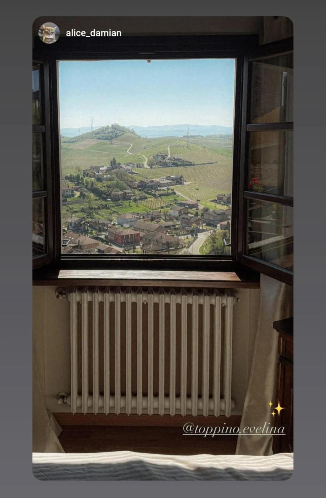 Castellinaldo Teresa Al Belvedere Rooms&Holidayapartments Camere&Appartamenti מראה חיצוני תמונה